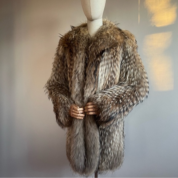 Vintage Jackets & Blazers - Tanuki Raccoon Fur Coat